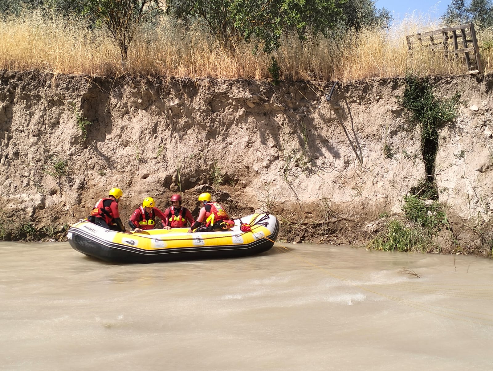 Navegación con embarcaciones en rescate acuatico